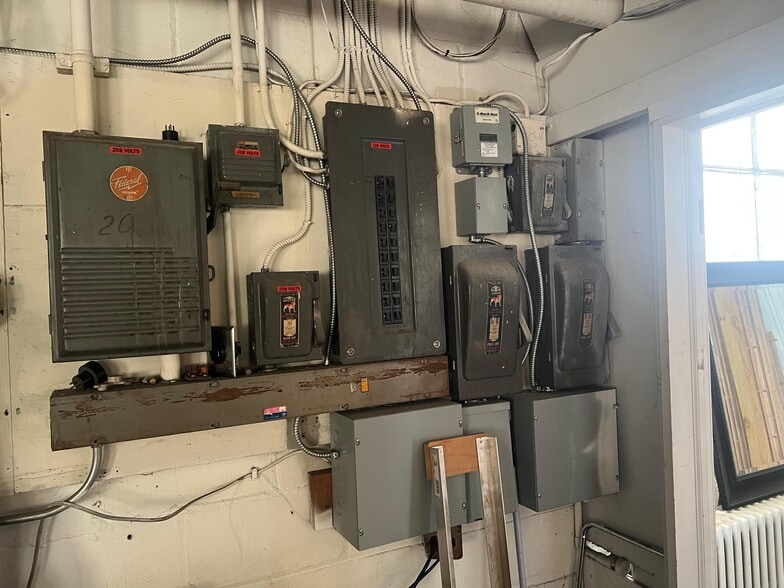 More Photos Of 311-321 Mechanic St, Boonton Warehouse For Sale
