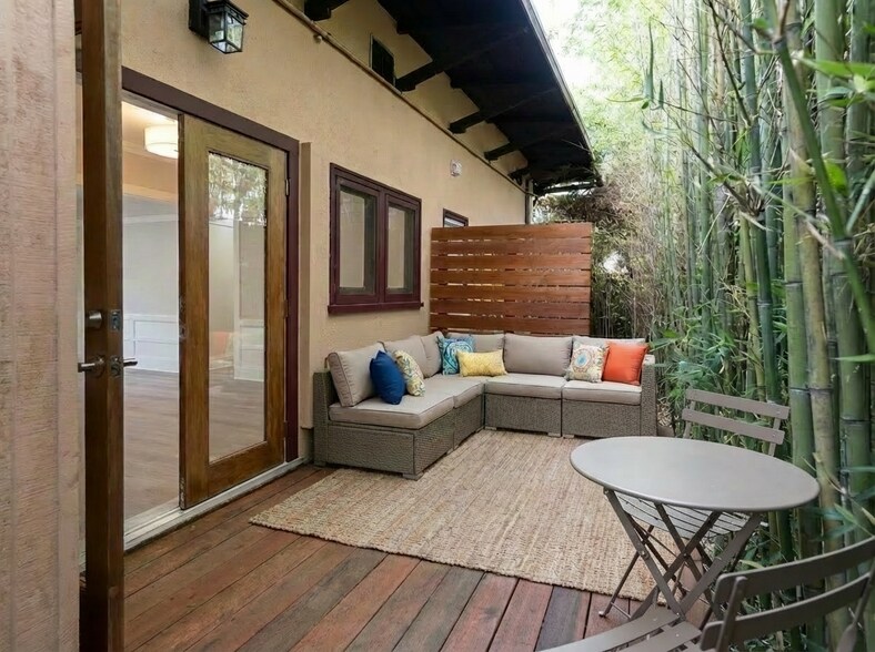 More Photos Of 6043-6053 Selma Ave, Los Angeles Apartments For Sale