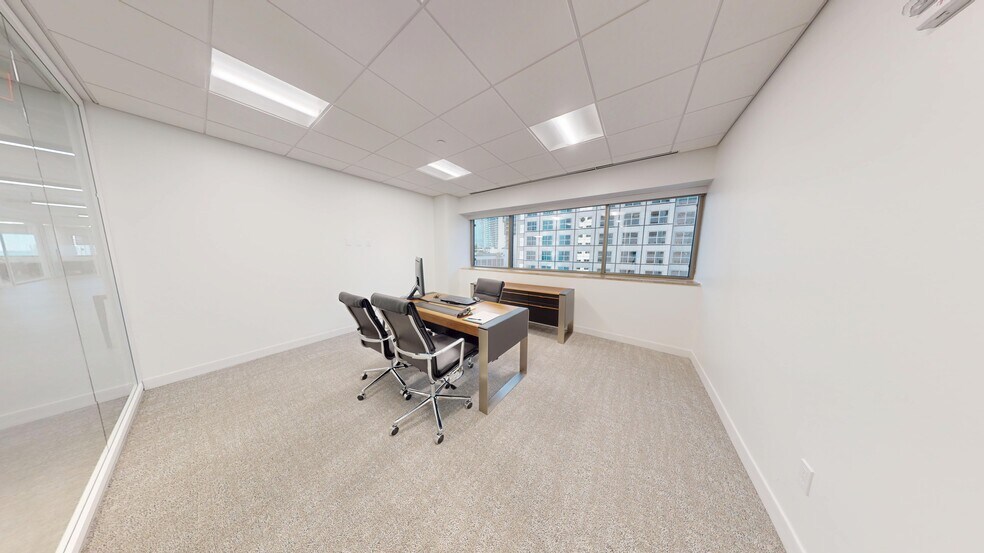 More Photos Of 201 S Biscayne Blvd, Miami Office Residential For Lease