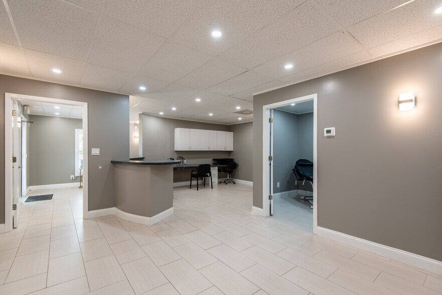 More Photos Of 315 E Strawbridge Ave, Melbourne Medical For Lease