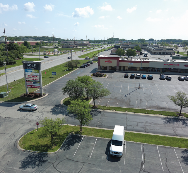 More Photos Of 5641 E 86th St, Indianapolis Restaurant For Lease