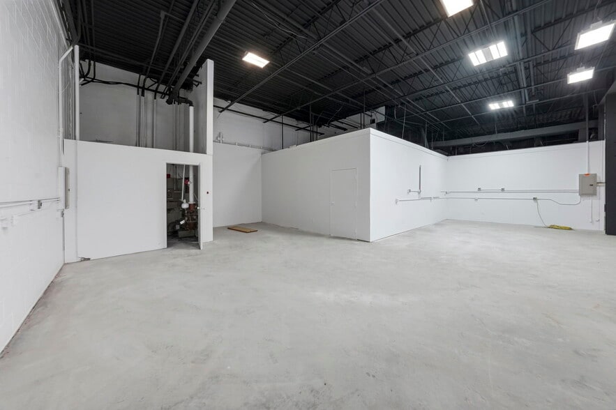 More Photos Of 801 Jerusalem Rd, Scotch Plains Warehouse For Lease