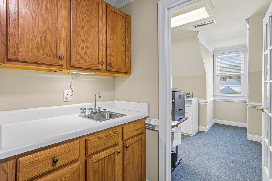 More Photos Of 101-111 Salem Towne Ct, Apex Office For Sale