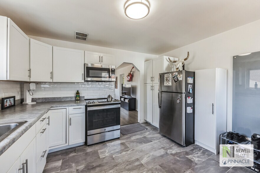 More Photos Of 2551 W Caithness Pl, Denver Apartments For Sale