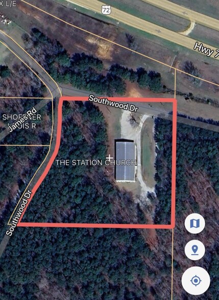 More Photos Of 1689 Southwood Dr, Iuka Flex For Sale