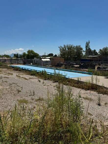 More Photos Of 200 O T Smith Rd, Tornillo Warehouse For Sale