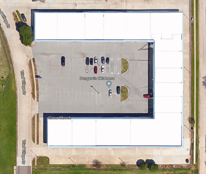 More Photos Of 101-193 Triad Village Dr, Norman Light Distribution For Lease