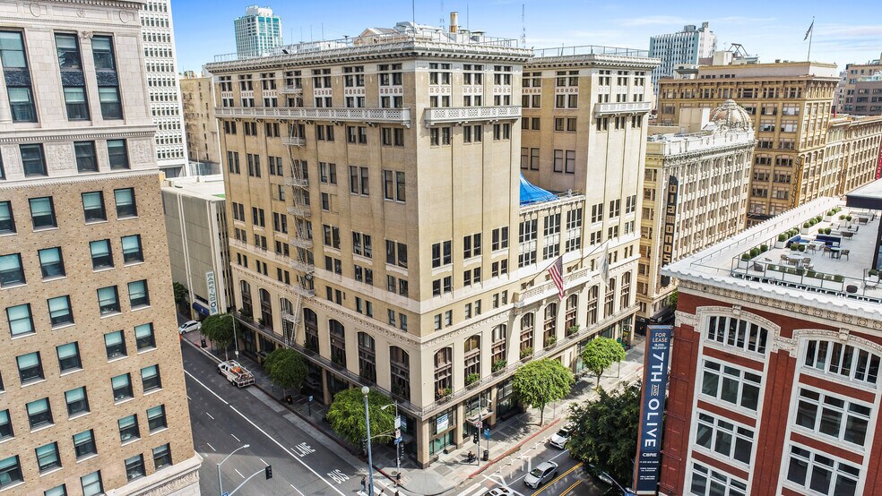 More Photos Of 431 W 7th St, Los Angeles Hotel For Lease