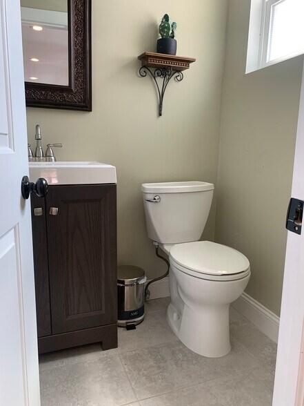 More Photos Of 1168 Forest Ave, Staten Island General Retail For Sale