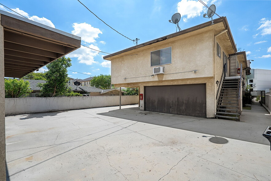 More Photos Of 104 N Atlantic Blvd, Alhambra Apartments For Sale