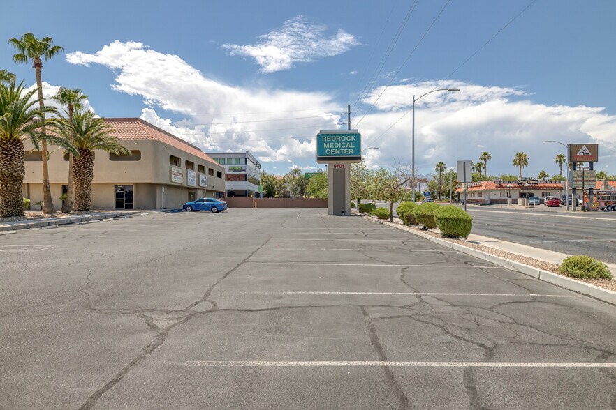 More Photos Of 5701 W Charleston Blvd, Las Vegas Medical For Sale
