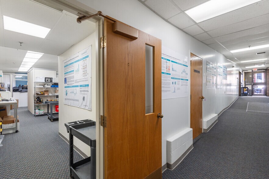 More Photos Of 315 S Kalamazoo Mall, Kalamazoo Office For Sale
