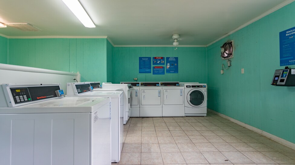 More Photos Of 104 Landmark Ct, Newport News Apartments For Sale