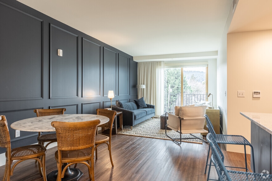 More Photos Of 1905 NW 23rd Ave, Portland Apartments For Lease