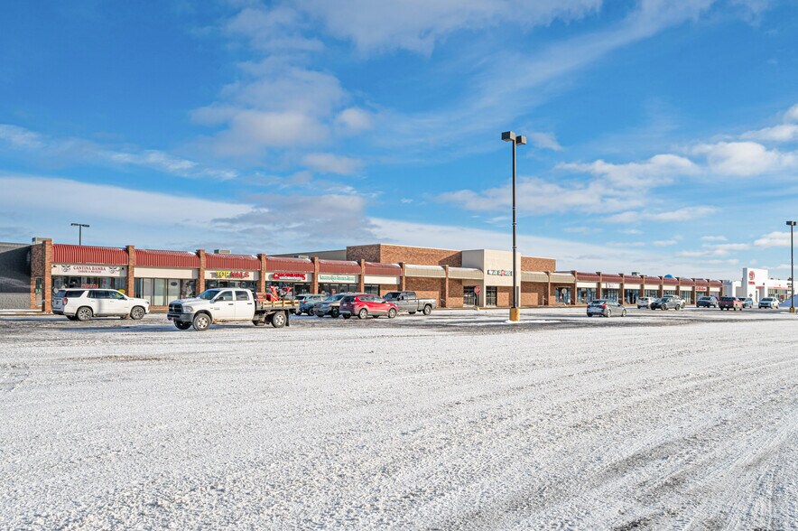 More Photos Of 1508-1574 N Mitchell St, Cadillac General Retail For Sale