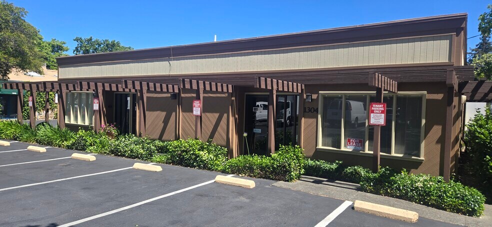 More Photos Of 1304 Oak Ave, Saint Helena Office For Lease