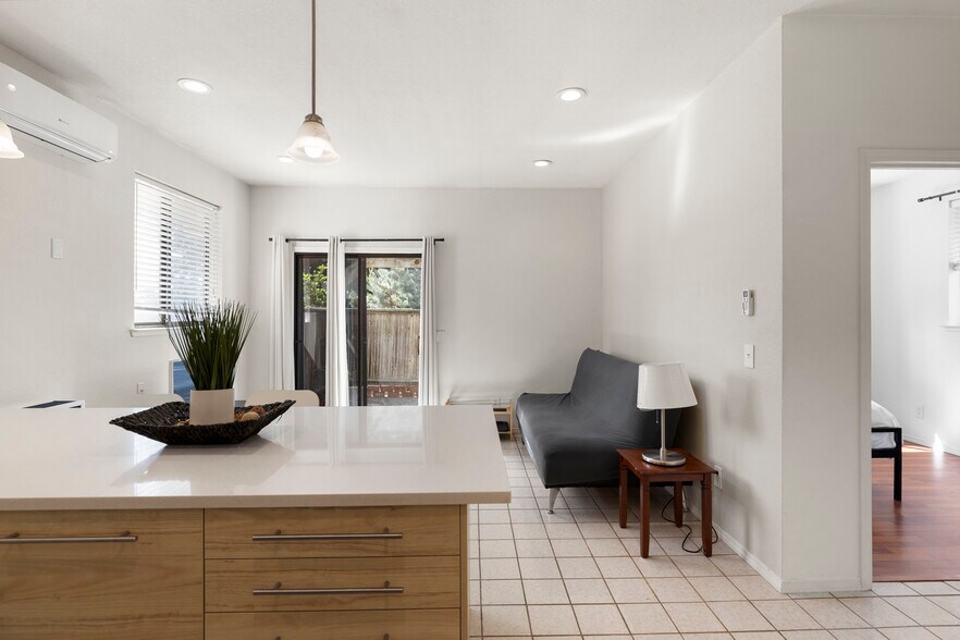 More Photos Of 9930 Calvine Rd, Sacramento Apartments For Sale