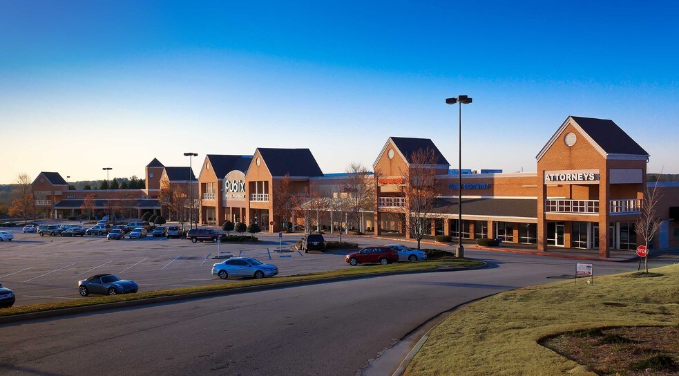 More Photos Of 909 Eagles Landing Pky, Stockbridge General Retail For Lease