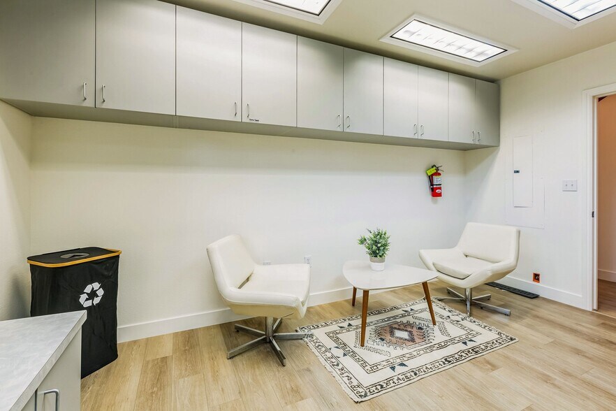 More Photos Of 120B Santa Margarita Ave, Menlo Park Office For Lease