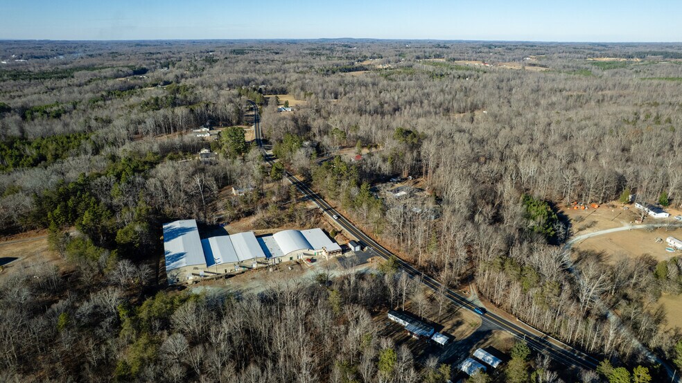 More Photos Of 1941 Haw River Hopedale Rd, Burlington Warehouse For Sale