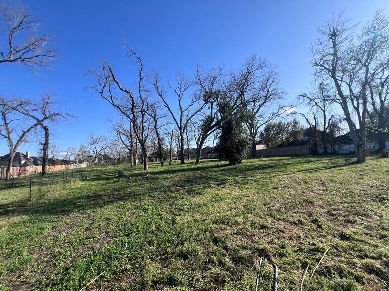 More Photos Of 1240 Hagerson, Sugar Land Land For Sale