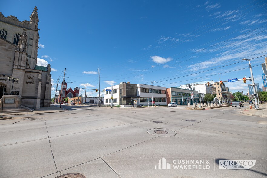 More Photos Of 2930 Euclid Ave, Cleveland Office For Lease