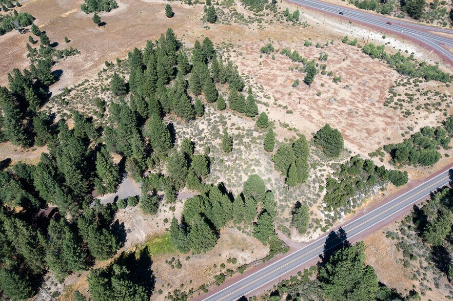 More Photos Of Hwy 97 @ Hwy 422, Chiloquin Land For Sale