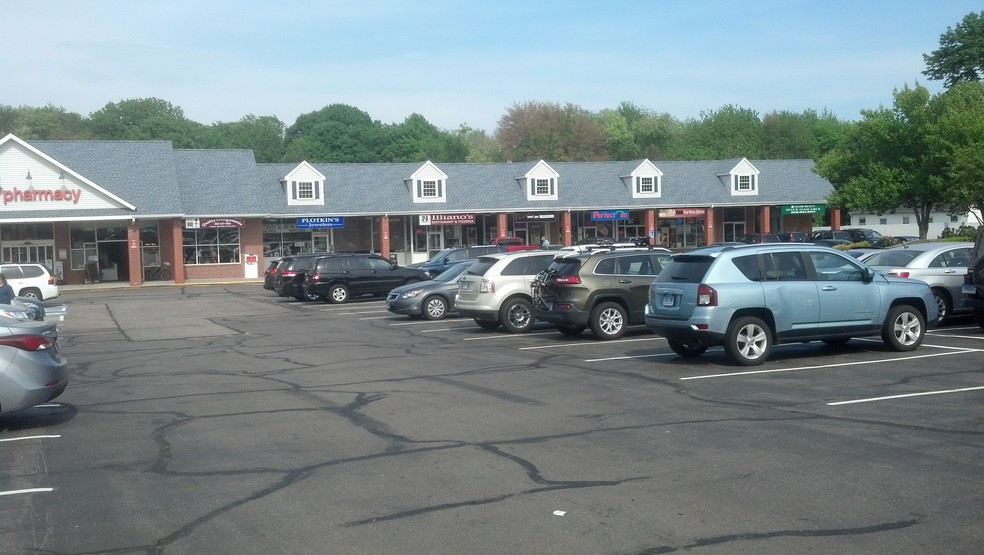 More Photos Of 119 S Main St, Colchester Unknown For Lease