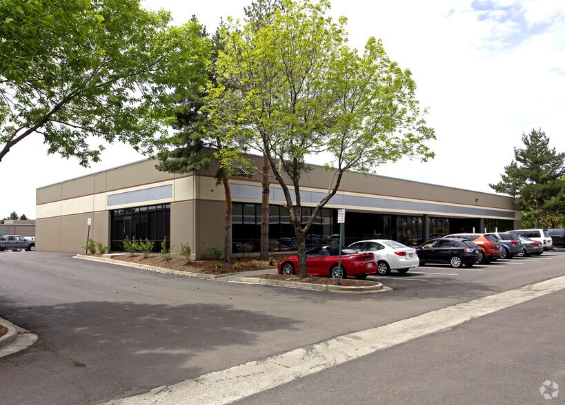 More Photos Of 6675 S Kenton St, Centennial Unknown For Lease