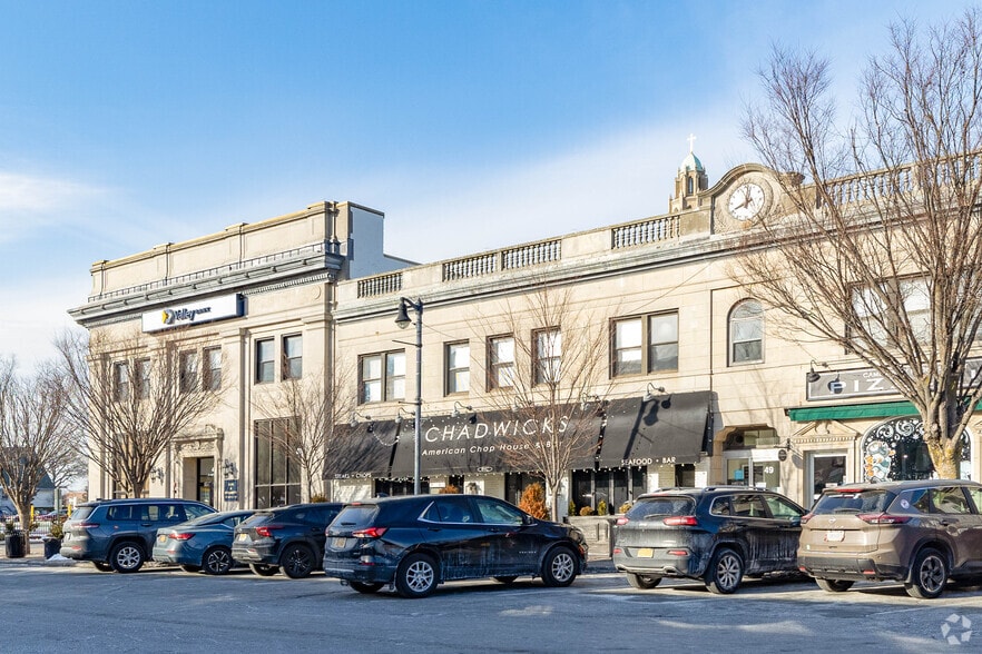More Photos Of 41-49 Front St, Rockville Centre Storefront Retail Office For Lease