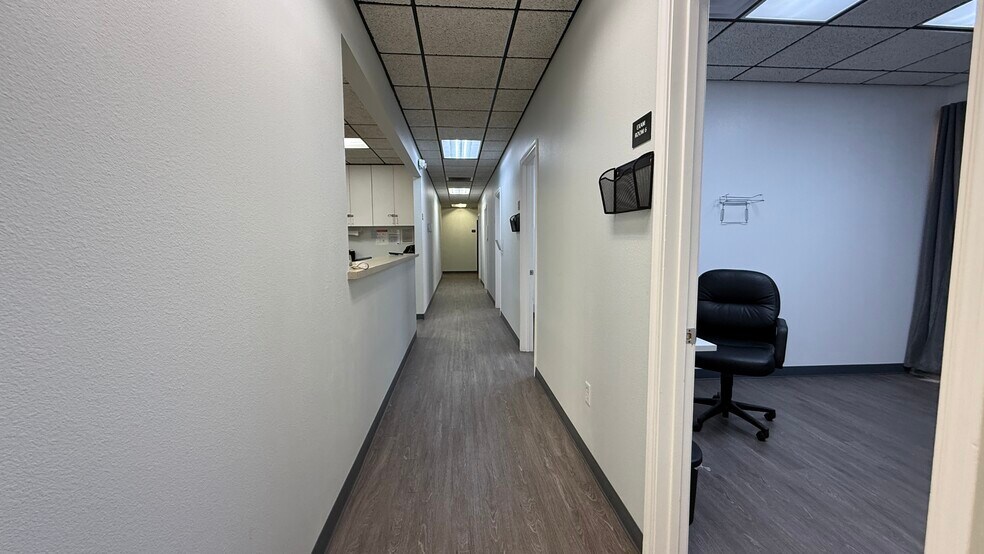 More Photos Of 1941 E 37th St, Odessa Office For Sale