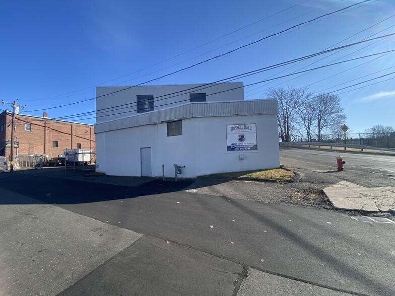 Primary Photo Of 30 Camp St, Meriden Manufacturing For Sale