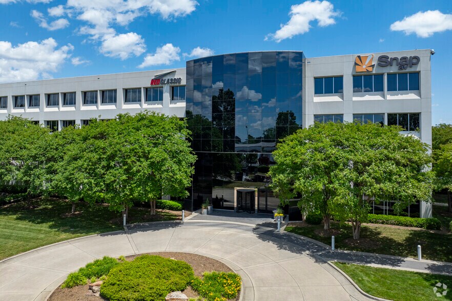 Primary Photo Of 1800 Continental Blvd, Charlotte Office For Lease