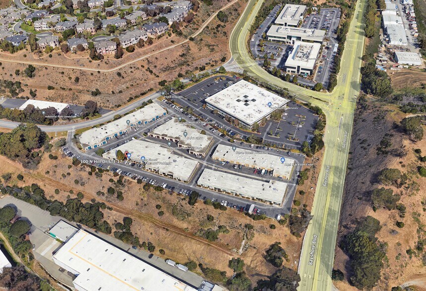 More Photos Of 100 N Hill Dr, Brisbane Light Manufacturing For Lease