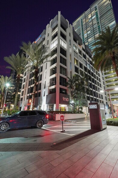 More Photos Of 1110 Brickell Ave, Miami Office For Sale