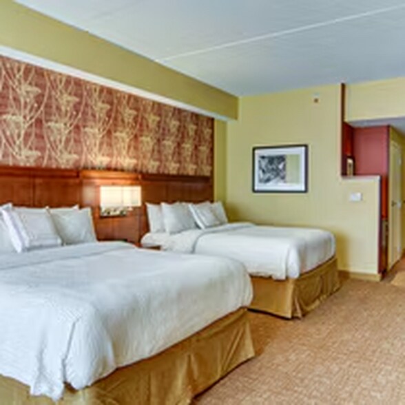 More Photos Of 30 Shaner Dr, Bridgeport Hotel For Sale