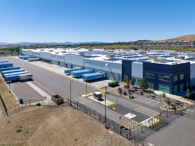 More Photos Of 8000 N Virginia St, Reno Warehouse For Lease