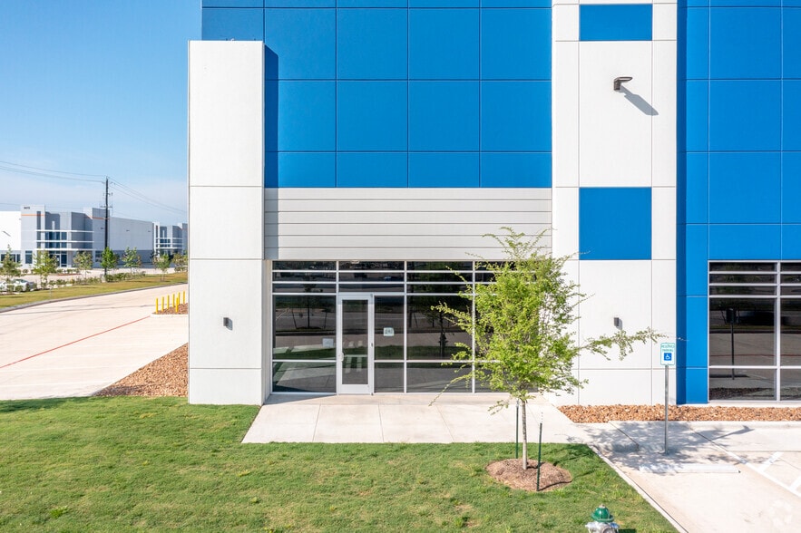 More Photos Of S Sam Houston Pky W, Missouri City Unknown For Lease