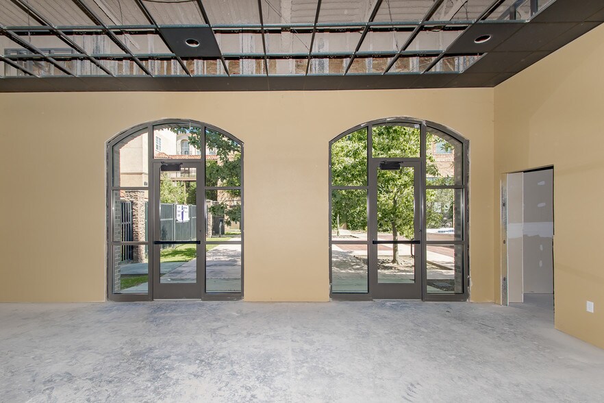 More Photos Of 4001 Nicholson Dr, Baton Rouge Hotel For Lease