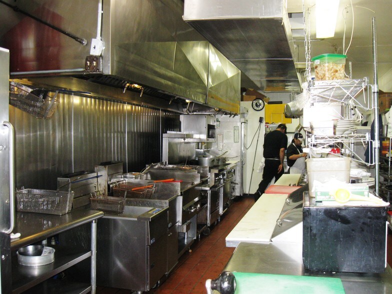 More Photos Of 360 Watertown Rd, Thomaston Restaurant For Sale