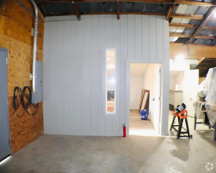 More Photos Of 1291 Eddy Scant City Rd, Arab Warehouse For Sale