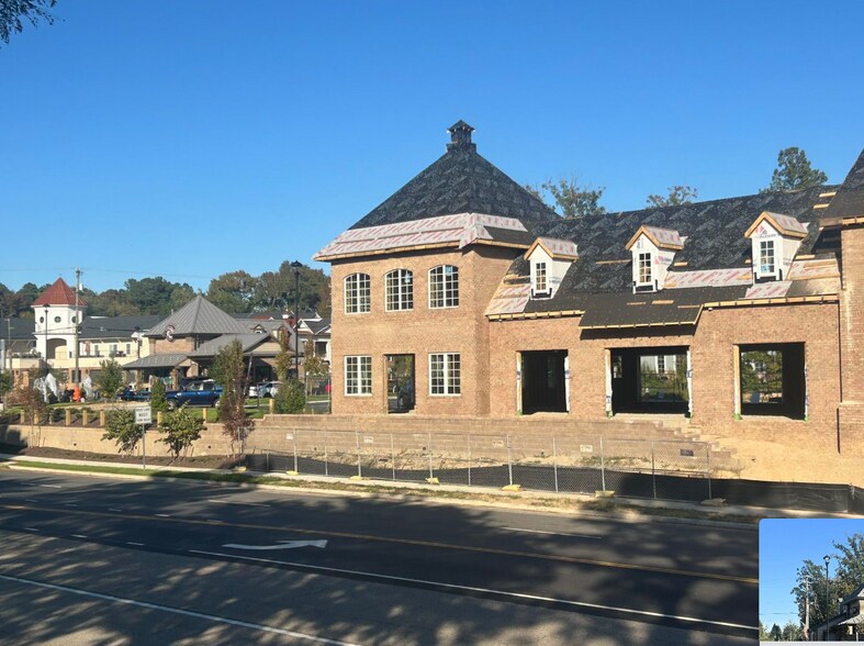 More Photos Of 17 Le Gordon Dr, Midlothian General Retail For Lease