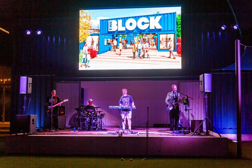 More Photos Of SEC Lincoln Avenue & Enchanted Hills Blvd, Rio Rancho Restaurant For Lease