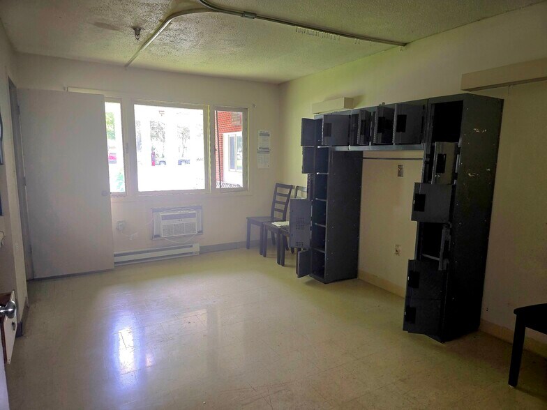 More Photos Of 300 Cedar St, Tarkio Skilled Nursing Facility For Sale