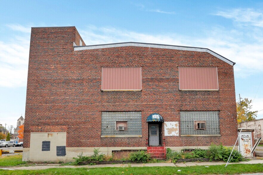 More Photos Of 435 N Elizabeth St, Lima Warehouse For Sale