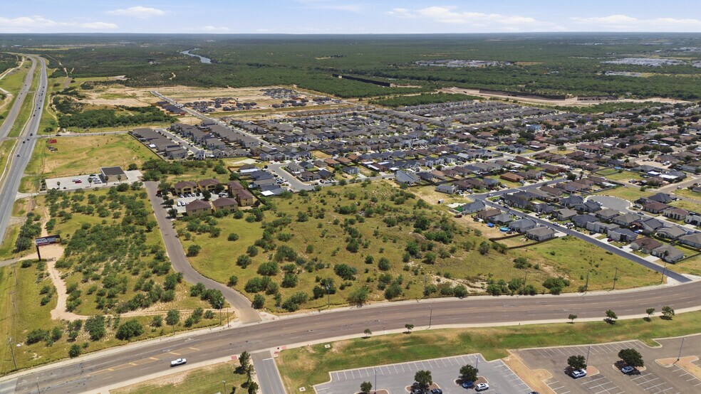 More Photos Of Don Camilo Blvd., Laredo Land For Sale