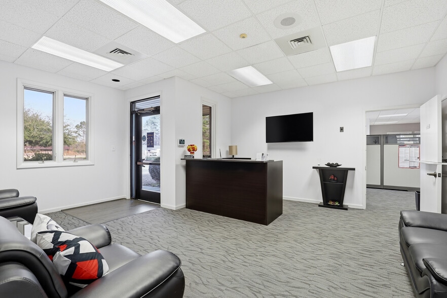 More Photos Of 2857 Hull Rd, Kinston Office For Sale