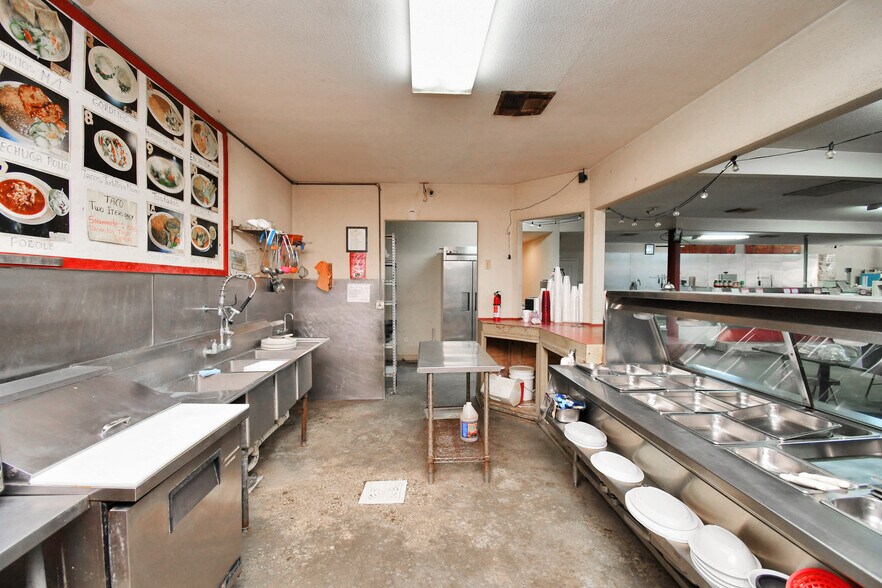 More Photos Of 1444 FM 1960, Dayton Convenience Store For Sale