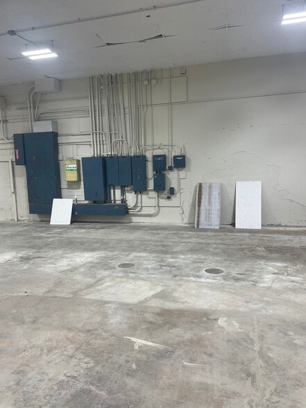 More Photos Of 122 W Spencer St, Culpeper Office For Lease