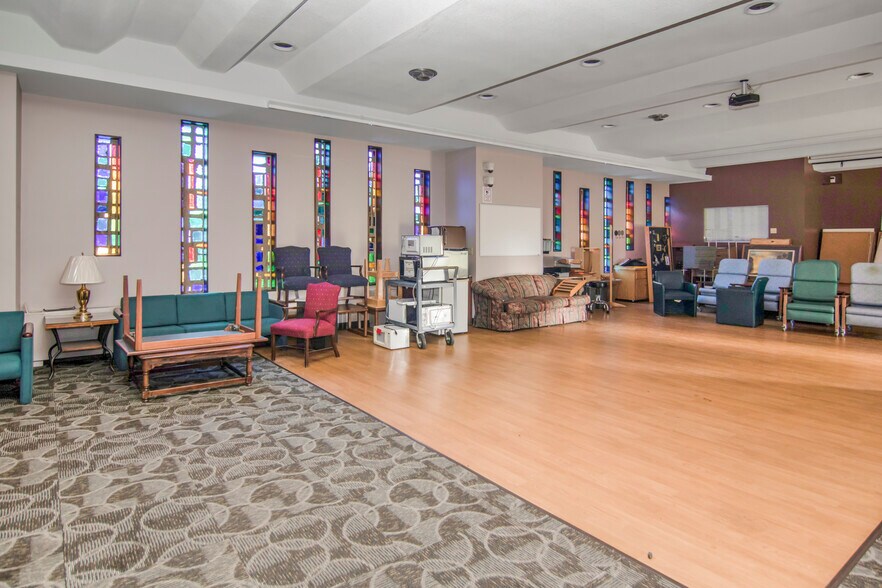 More Photos Of 600 N Main St, Mount Vernon Congregate Senior Housing For Sale